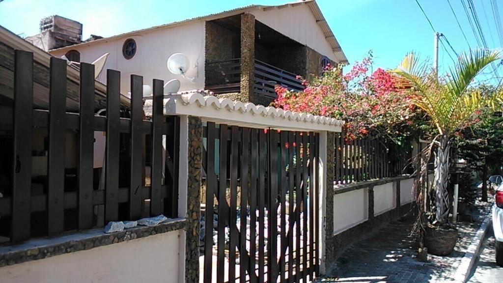 Casa Terrea A 2 Min Da Praia Dos Anjos Араял до Кабо Екстериор снимка