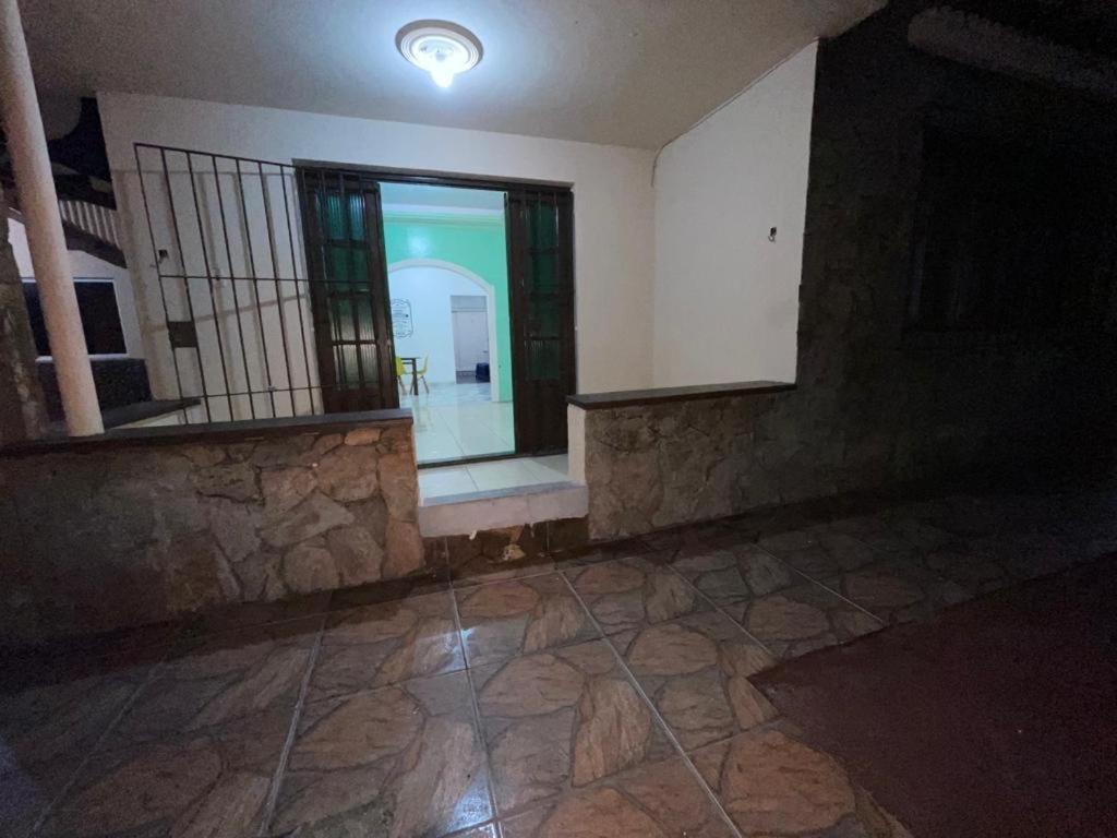 Casa Terrea A 2 Min Da Praia Dos Anjos Араял до Кабо Екстериор снимка